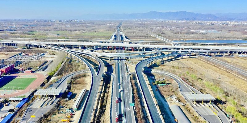 涿州进京又一条高速通车--京雄高速