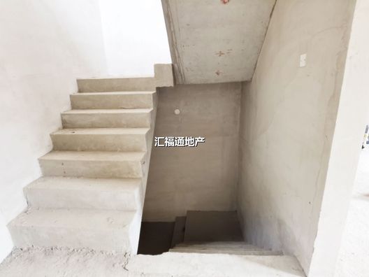 涿州城西区西京都高尔夫别墅4室3厅房源信息第11张图片