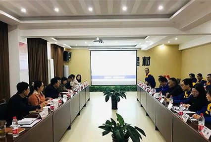 亚大塑料制品公司和北新建材涿州分公司获评AAAAA级企业
