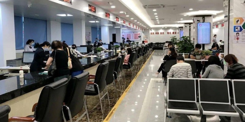 房产证更名给妻子需要什么费用