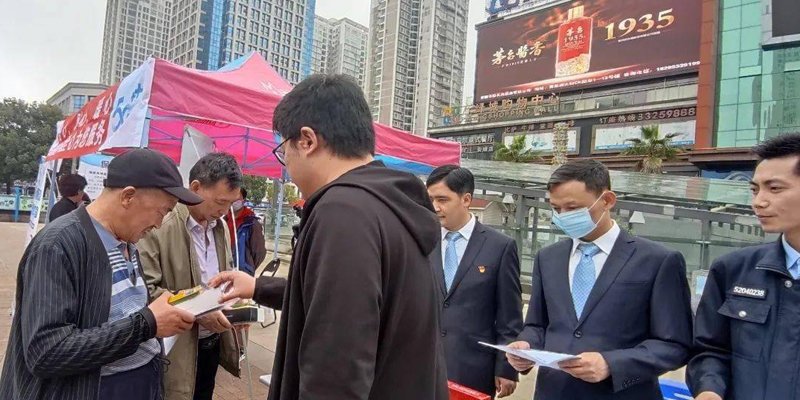  举报开发商违规交房