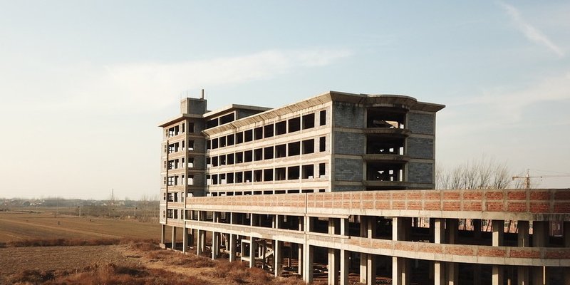 烂尾楼